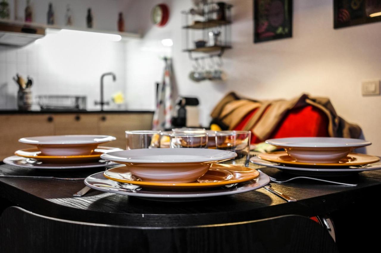 Cozy House Apartment ปาร์มา ภายนอก รูปภาพ