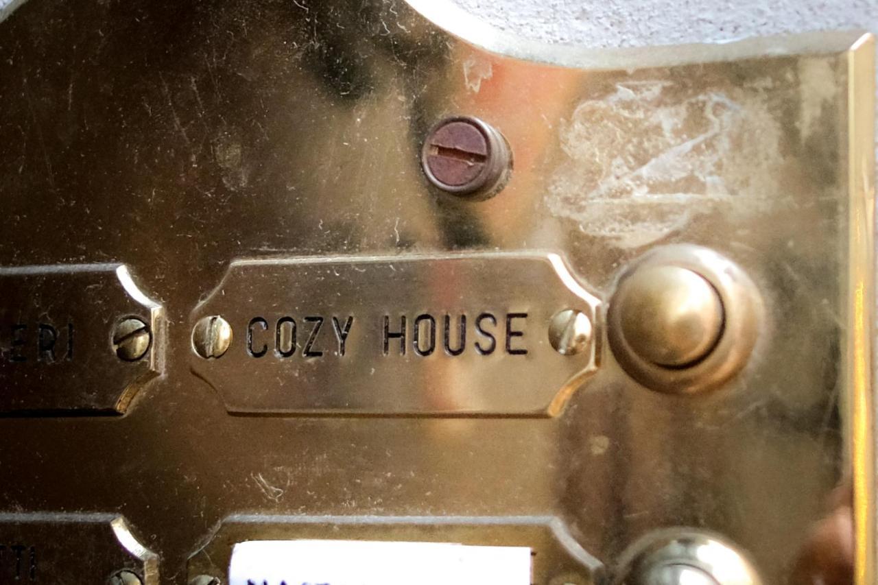 Cozy House Apartment ปาร์มา ภายนอก รูปภาพ