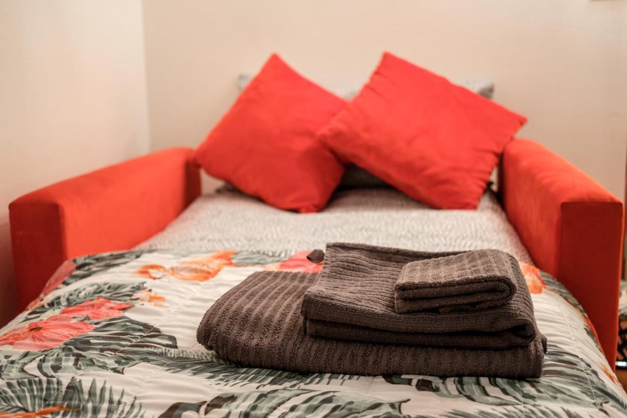 Cozy House Apartment ปาร์มา ภายนอก รูปภาพ